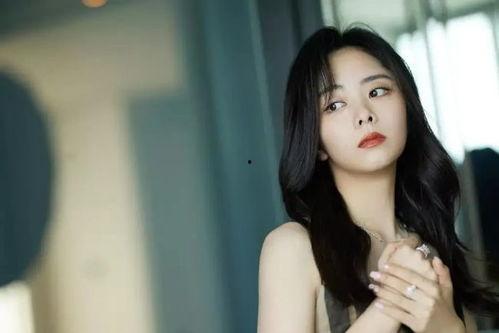 知乎爆料谭松韵视频大全,揭秘明星幕后生活瞬间  第1张